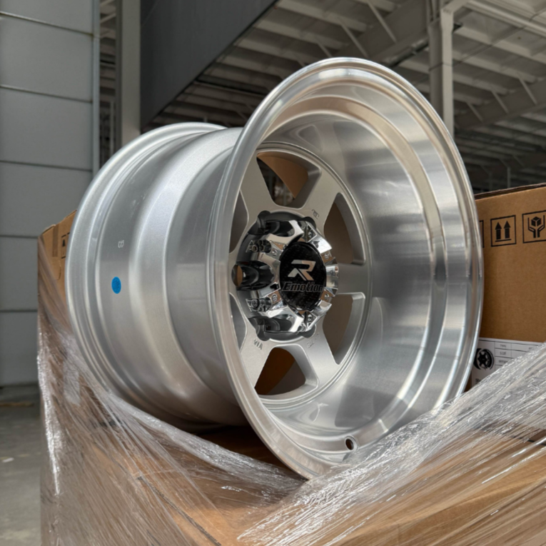 PW-AW21 - SILVER POLISHED LIP